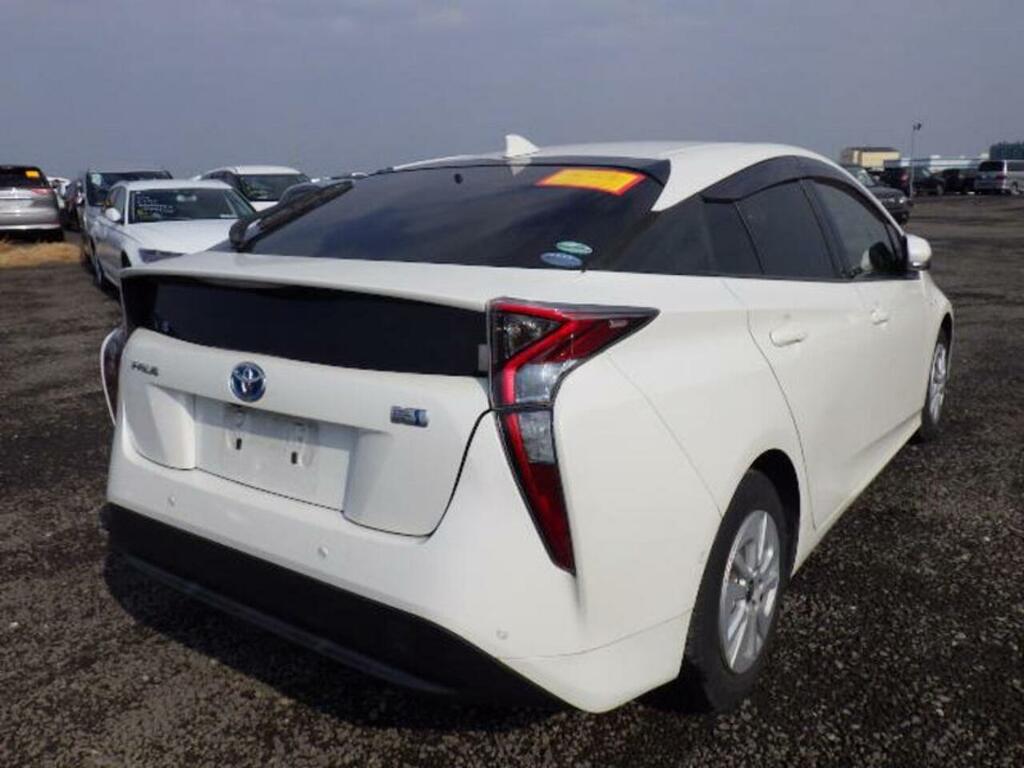 Toyota Prius S Safetyplus  #3