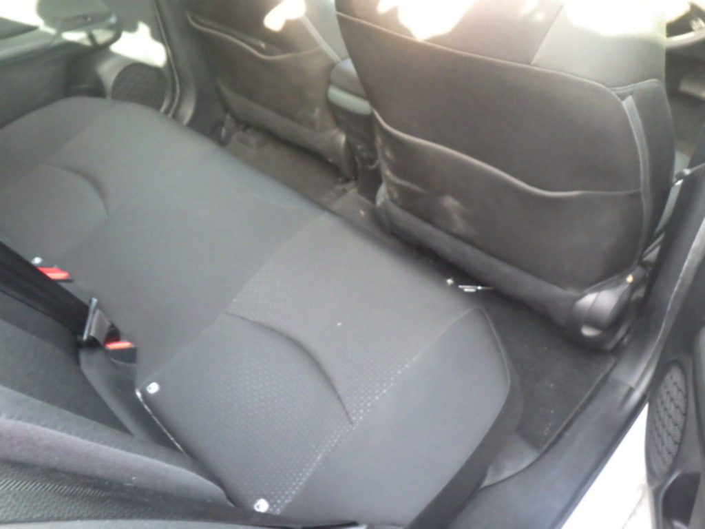 Toyota Prius S  #4