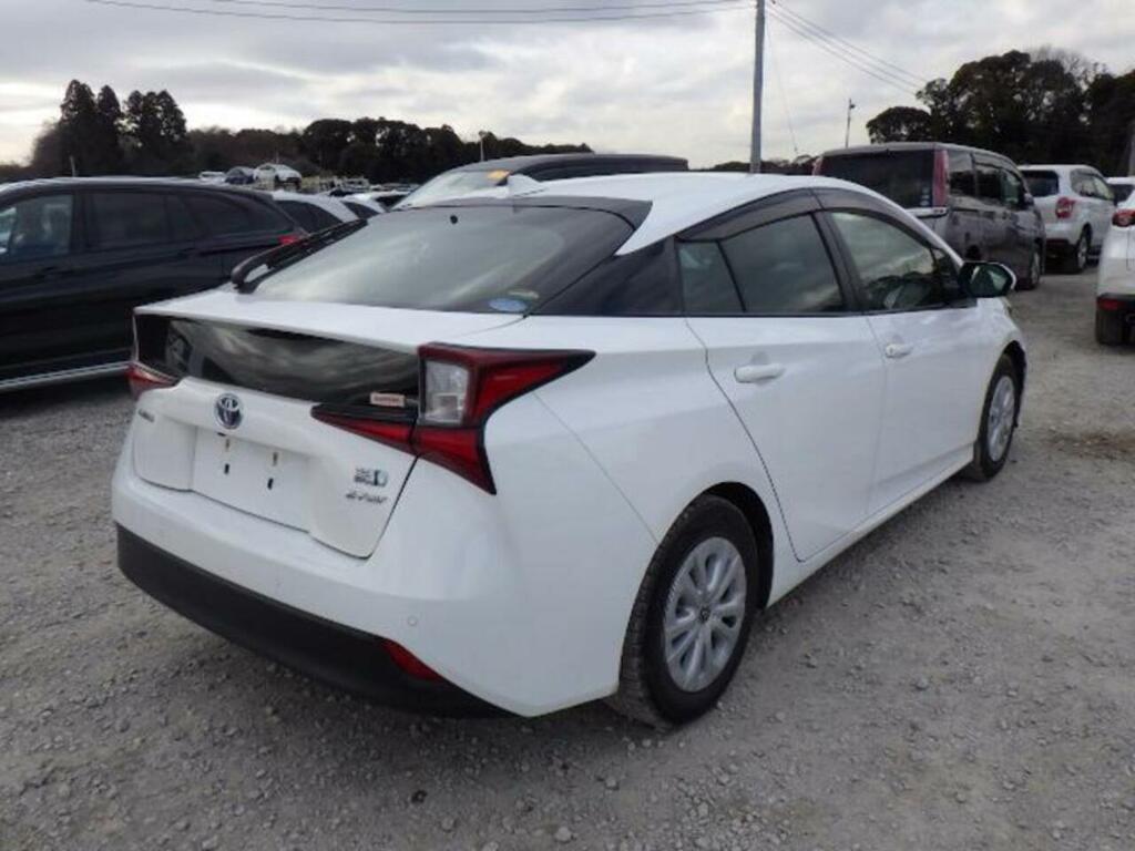 Toyota Prius S 4Wd White #3