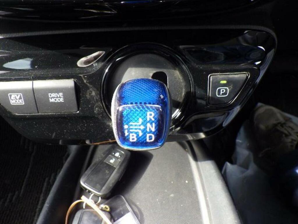 Toyota Prius S Black #15