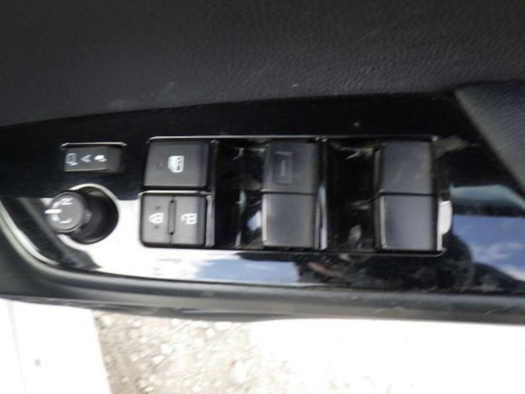 Toyota Prius S Black #18