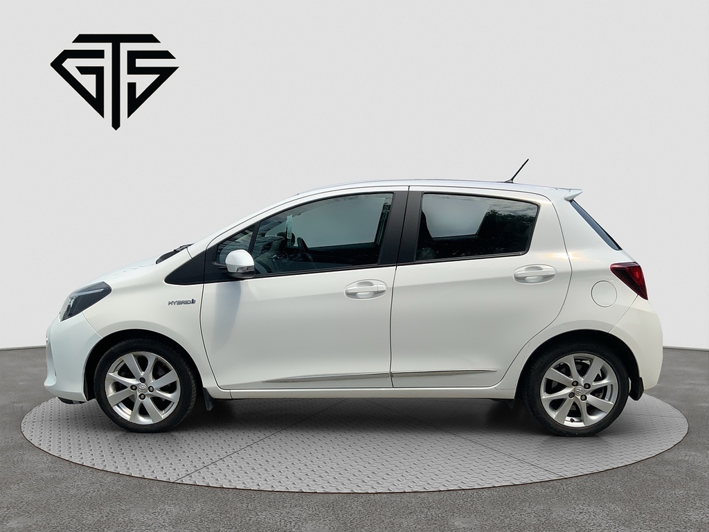 Toyota Yaris Vvt-h Icon White #6