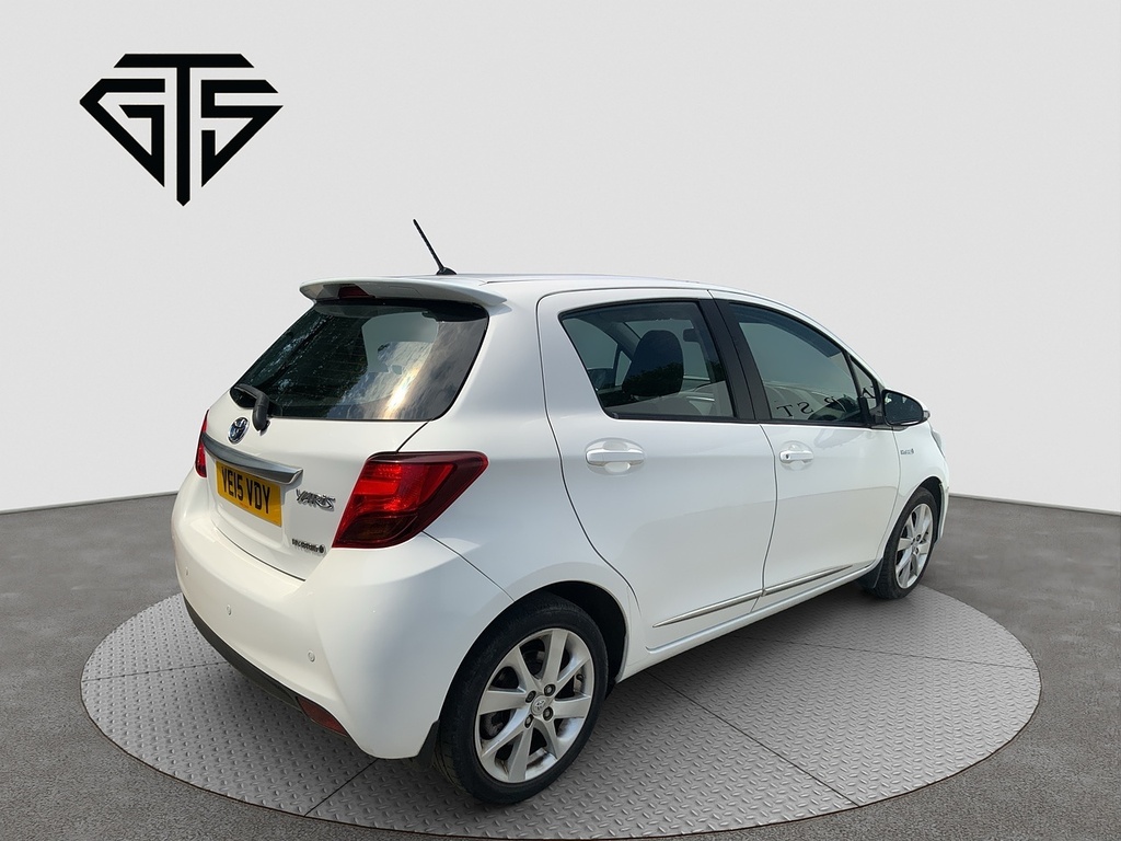 Toyota Yaris Vvt-h Icon White #5
