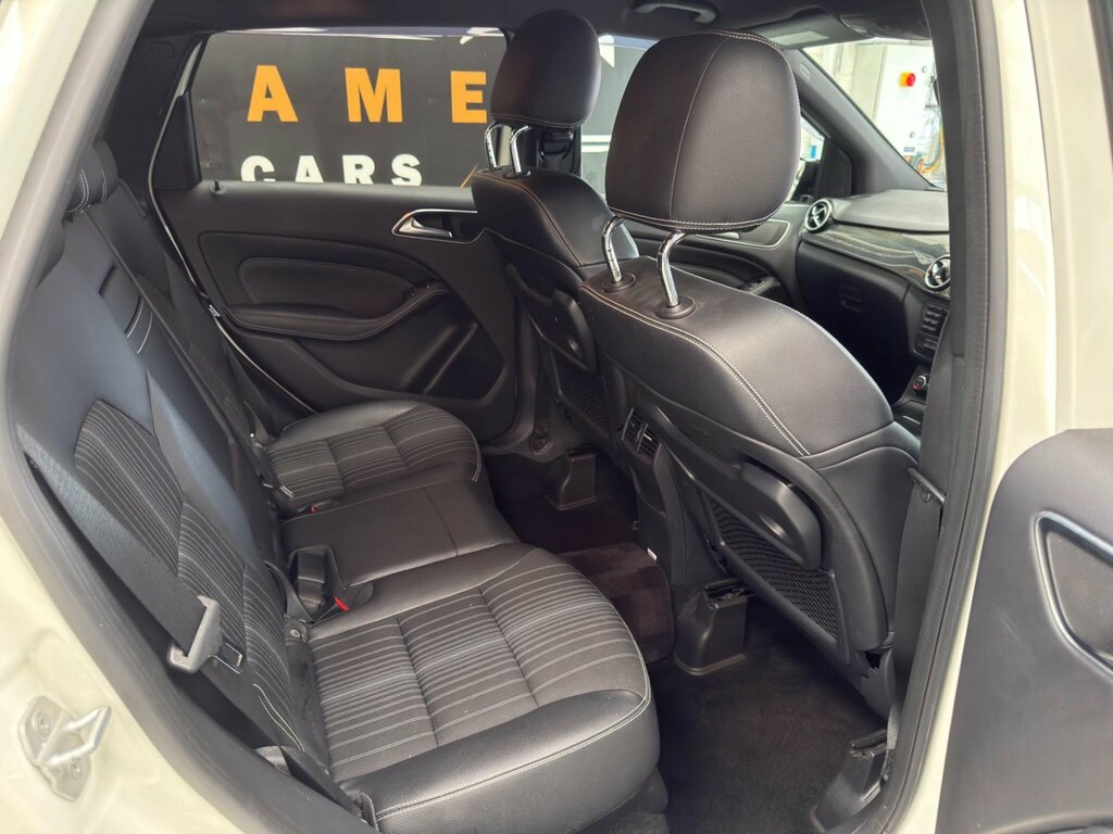 Mercedes-Benz B Class Hatchback White #31