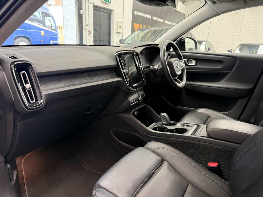 Volvo XC40 T3 Inscription Blue #12