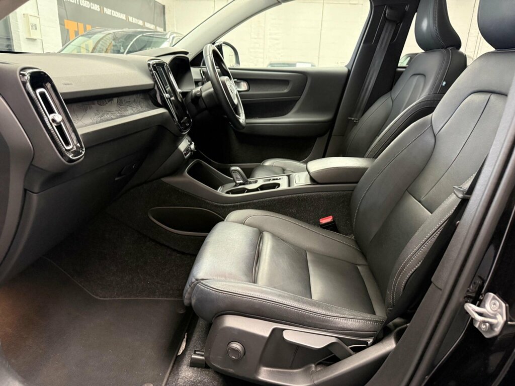 Volvo XC40 T3 Inscription Blue #10