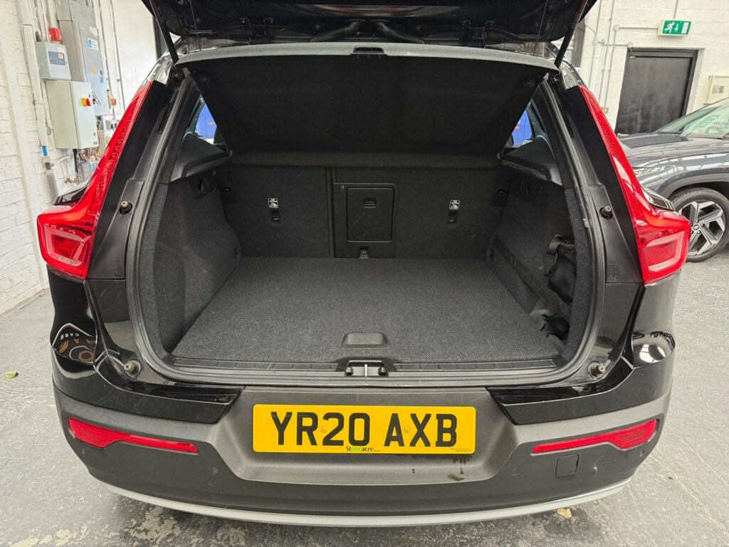 Volvo XC40 T3 Inscription Blue #8