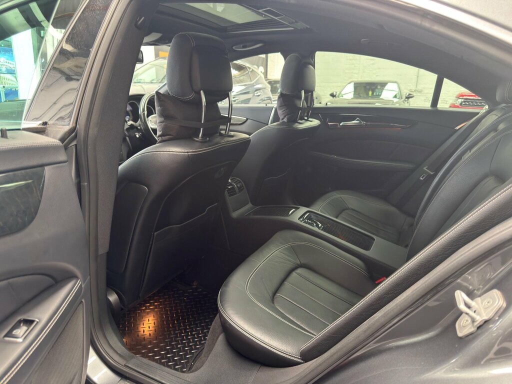 Mercedes-Benz CLS 400 Amg Line 7G-tronic Black #28