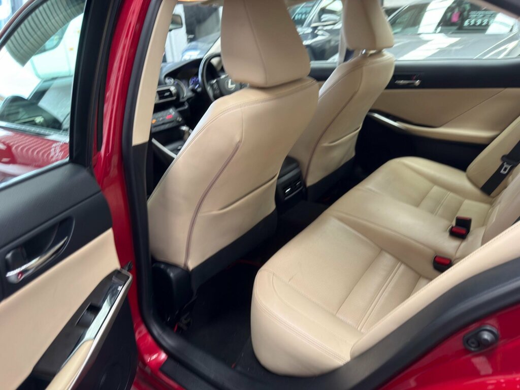 Lexus IS 300H Executive Edition Cvt Silver #24