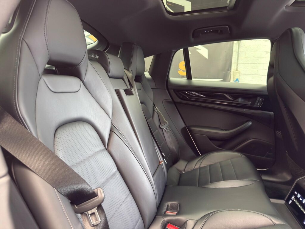 Porsche Panamera Hybrid Blue #39