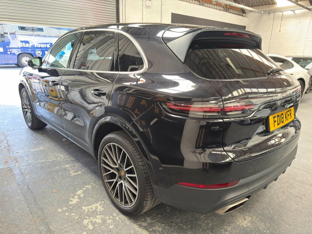 Porsche Cayenne 3.0T V6 Tiptronics 4Wd Euro 6 Ss Black #6