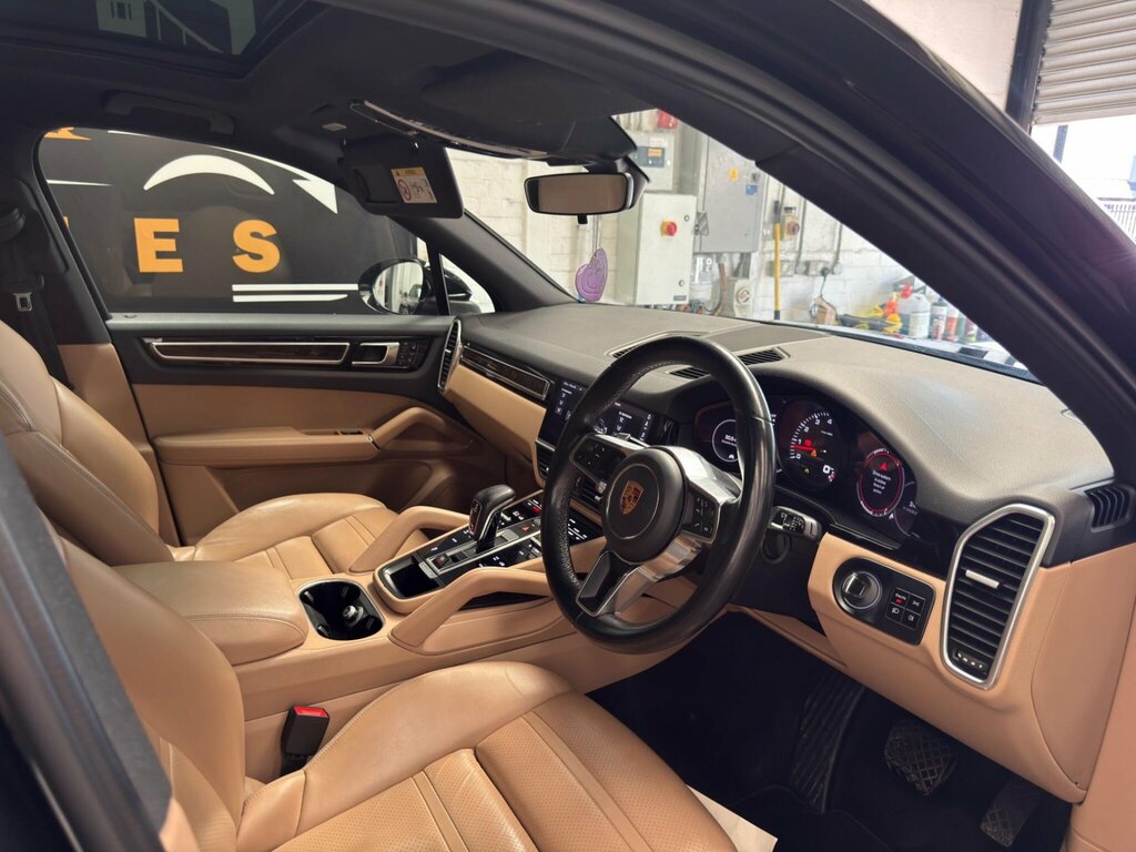 Porsche Cayenne 3.0T V6 Tiptronics 4Wd Euro 6 Ss Black #2