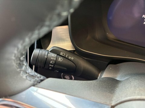 Volvo XC40 Petrol  #12