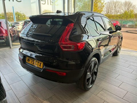 Volvo XC40 Petrol  #3