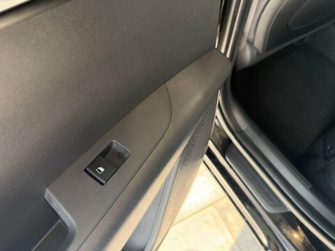 Kia Niro Hybrid Grey #18