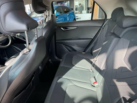 Kia Niro Hybrid Grey #16