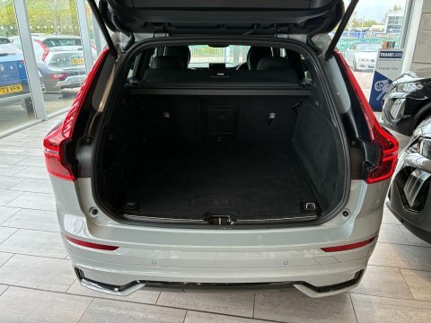 Volvo XC60 2022 22 2.0H  #14