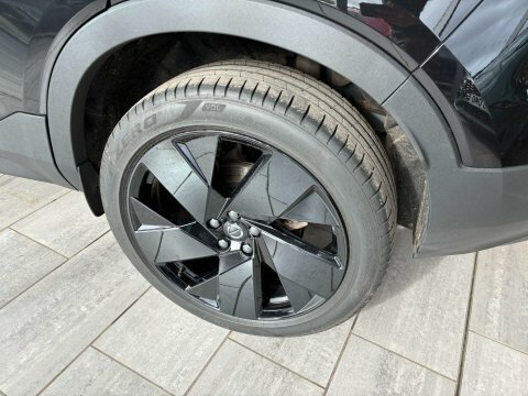 Volvo XC40 B4 Inscription Pro Black #18
