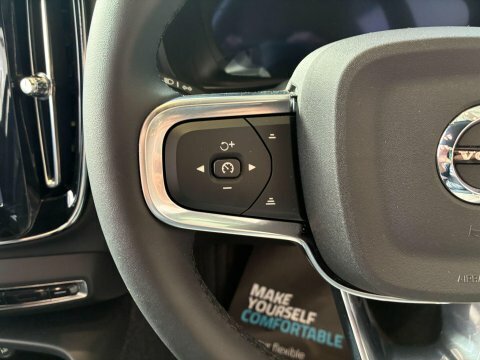 Volvo XC40 B4 Inscription Pro Black #13