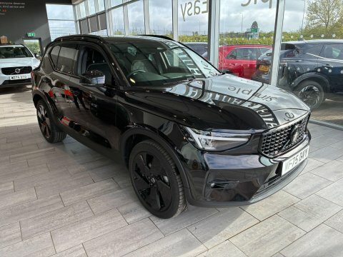 Volvo XC40 B4 Inscription Pro Black #3