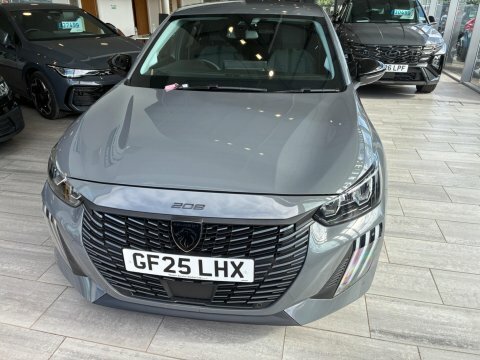 Peugeot 208 1.2 Puretech Allure GF25LHX #2