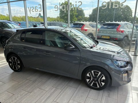 Peugeot 208 1.2 Puretech Allure GF25LHX #4