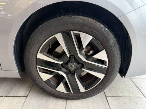 Peugeot 208 1.2 Puretech Allure GD74UJS  #3