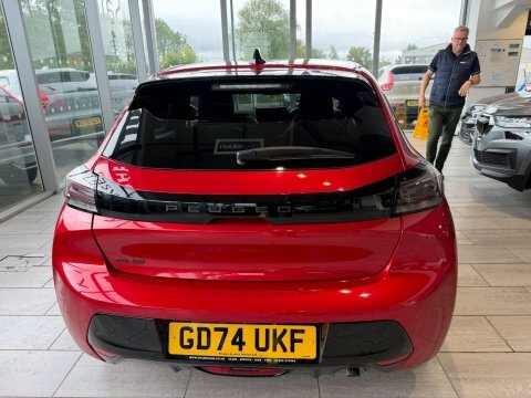 Peugeot 208 Hatchback White #7