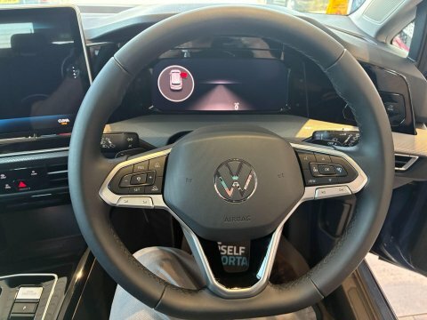 Volkswagen Golf Hatchback White #27