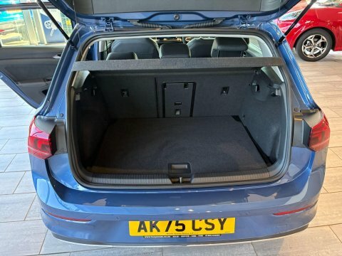 Volkswagen Golf Hatchback White #25