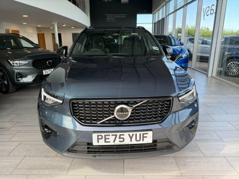 Volvo XC40 T4 Inscription Awd White #2