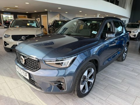 Volvo XC40 T4 Inscription Awd White #1