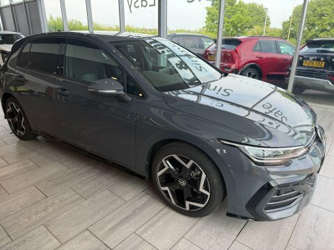 Volkswagen Golf Mk8 Hatch 5-Dr 1.5 Etsi 150Ps Style Evo Dsg #3