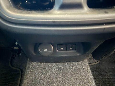 Volvo XC40 2.0 B3p Plus Dark  #17