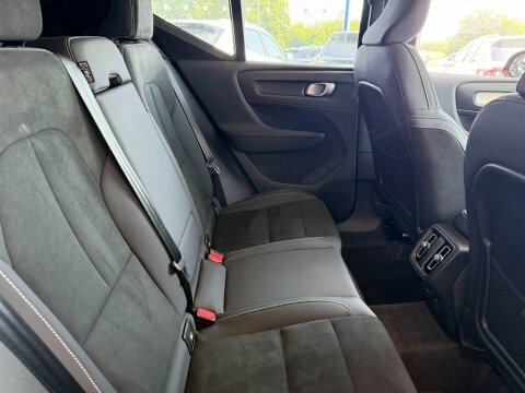 Volvo XC40 2.0 B3p Plus Dark  #16