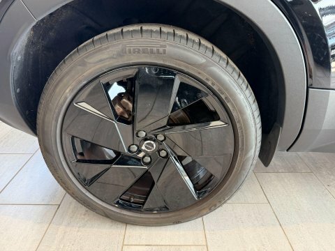 Volvo XC40 2.0 B3p Plus Dark  #4