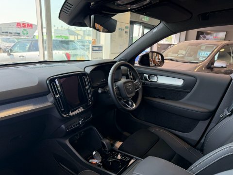 Volvo XC40 2.0 B3p Plus Dark  #14