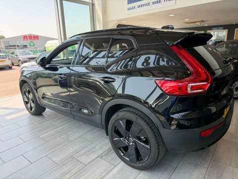 Volvo XC40 2.0 B3p Plus Dark  #10