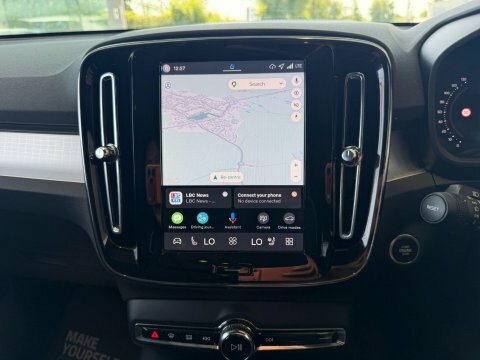 Volvo XC40 2.0 B3p Plus Dark  #27
