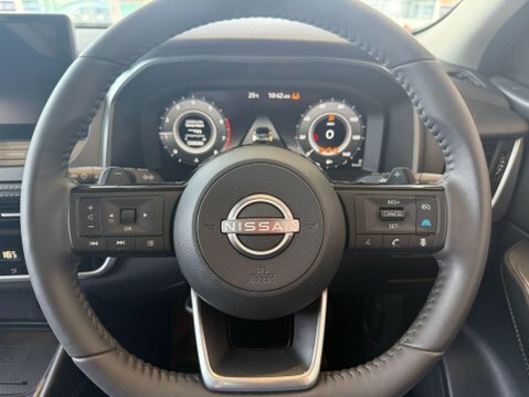 Nissan Qashqai Hatchback Blue #52
