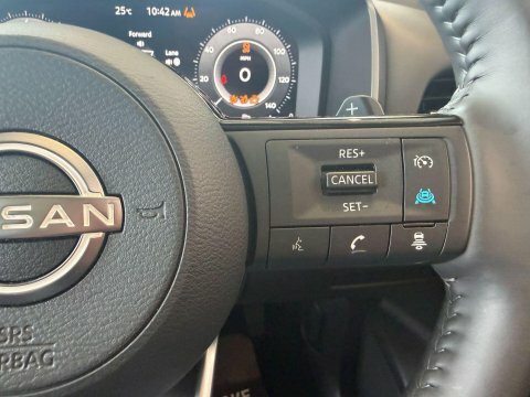 Nissan Qashqai Hatchback Blue #22