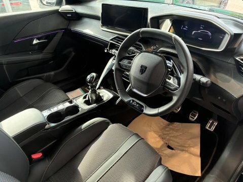 Peugeot 208 1.2 Puretech 100 Allure Premium Grey #39