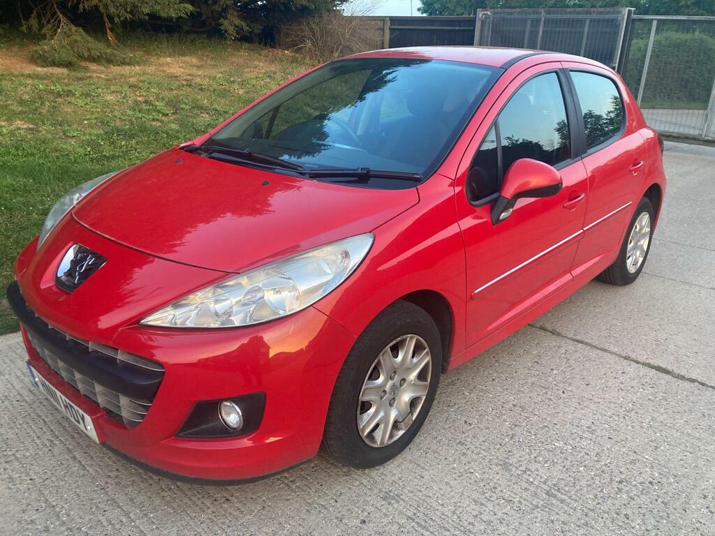 Peugeot 207 1.4 Hdi Active Hatchback Red #4