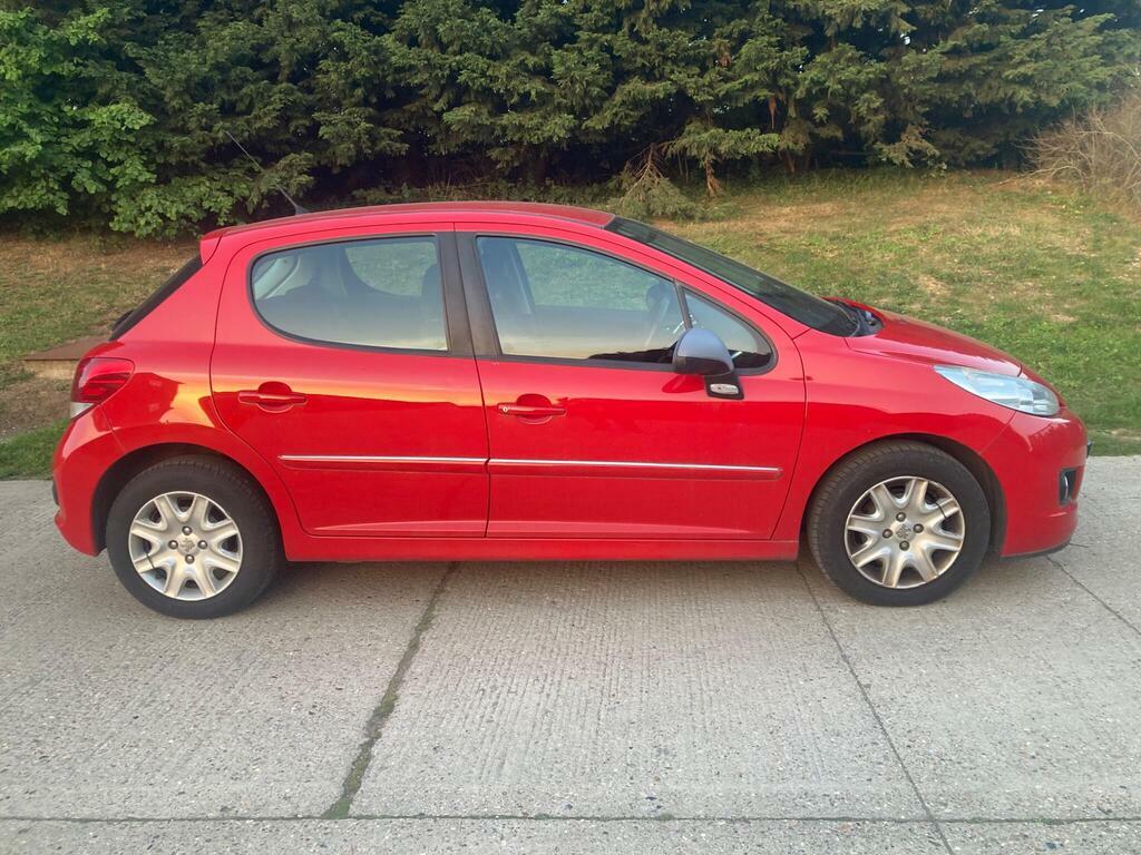 Peugeot 207 1.4 Hdi Active Hatchback Red #5