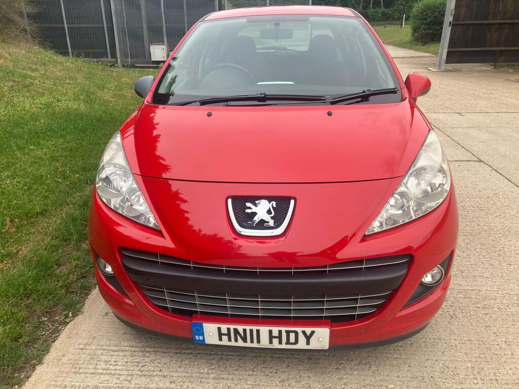 Peugeot 207 1.4 Hdi Active Hatchback Red #2