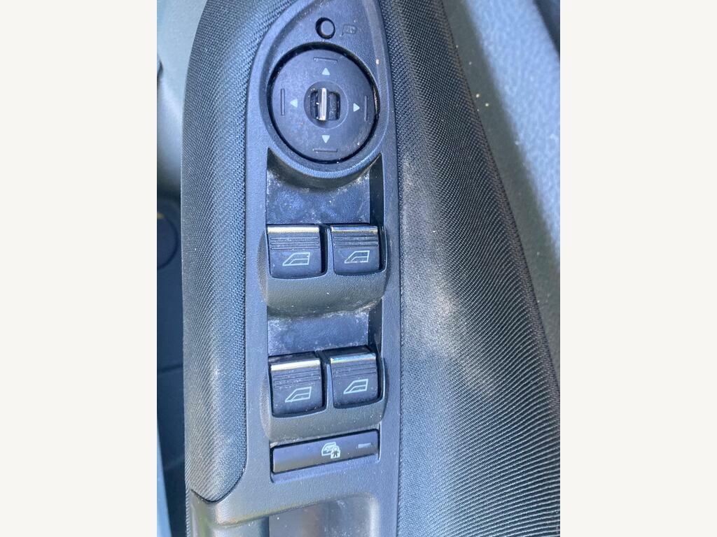 Ford Grand C-Max 1L Titanium White #16
