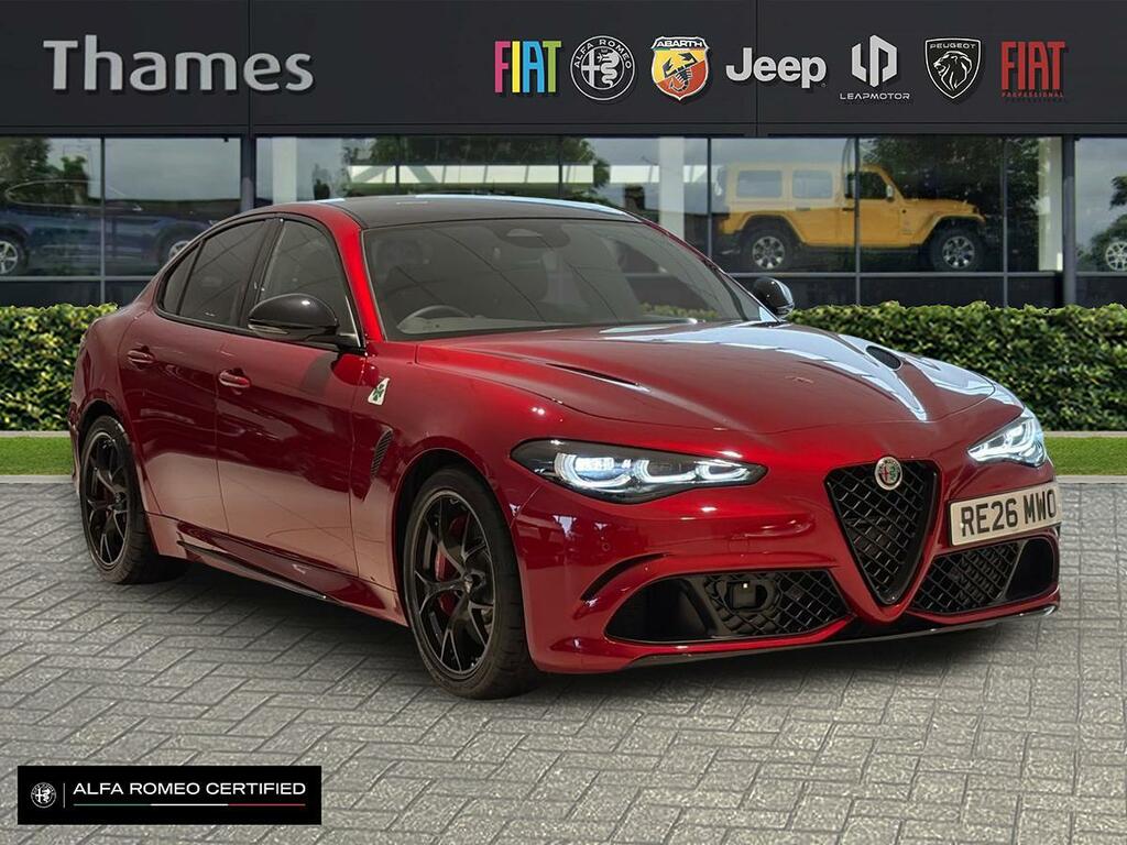 Alfa Romeo Giulia 2.9 2.9 V6 Bi-turbo Quadrifoglio Saloon Red