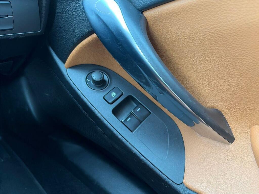 Fiat 124 Spider Lusso Blue #17
