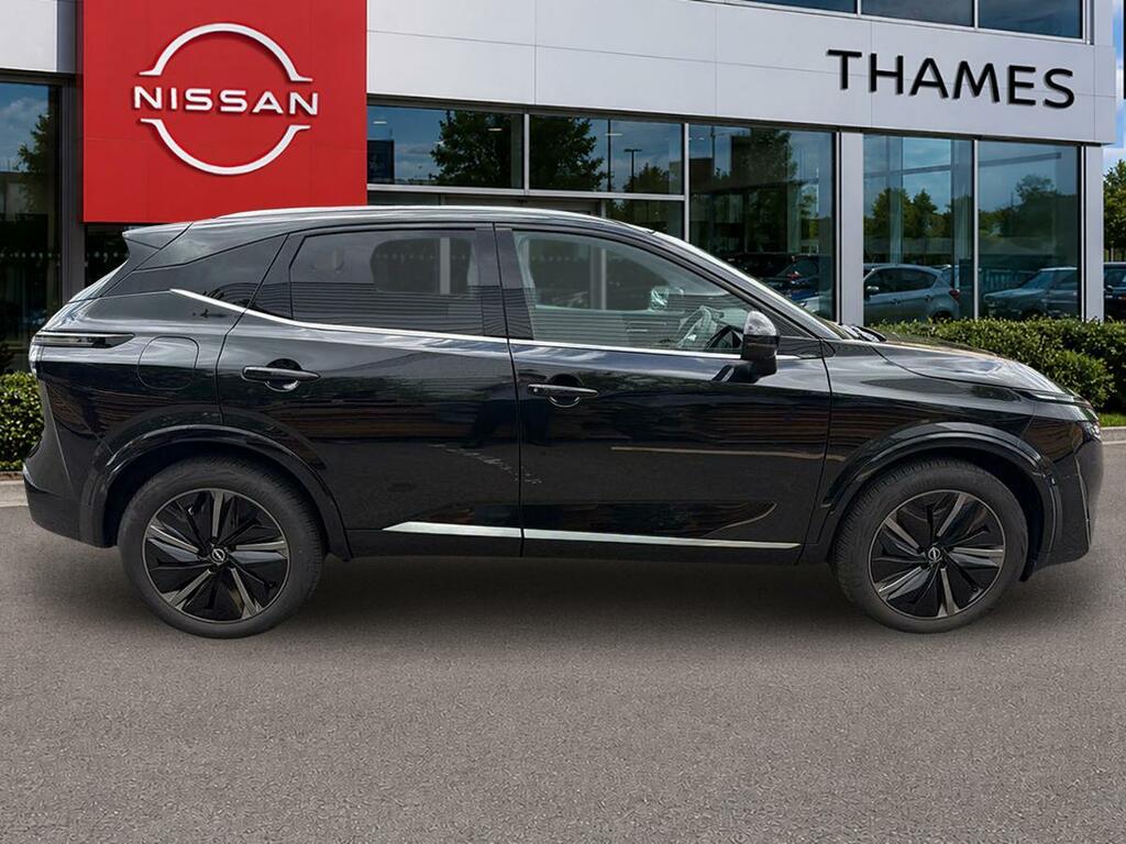 Nissan Qashqai 1.3 1.3 Dig-t Mhev Tekna Euro 6 Ss OX74HWT Black #2