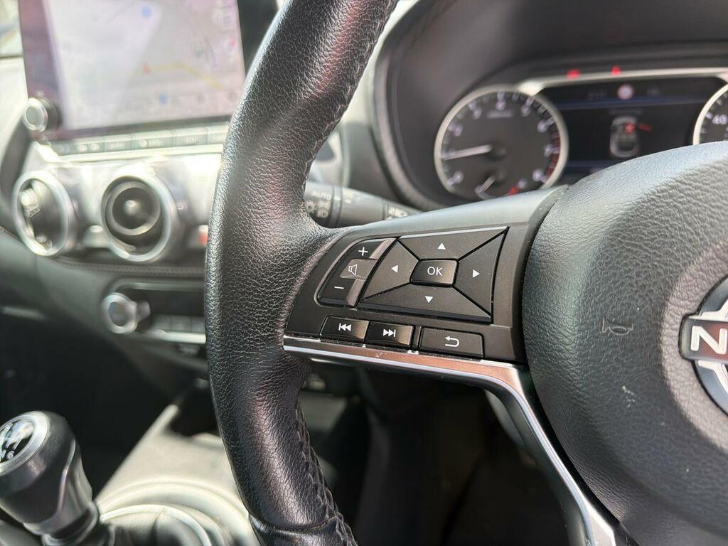 Nissan Juke N-connecta Grey #22
